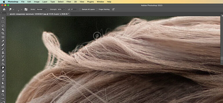 Smudge Tool to fix unwanted flyaways -how to edit hair in pictures 