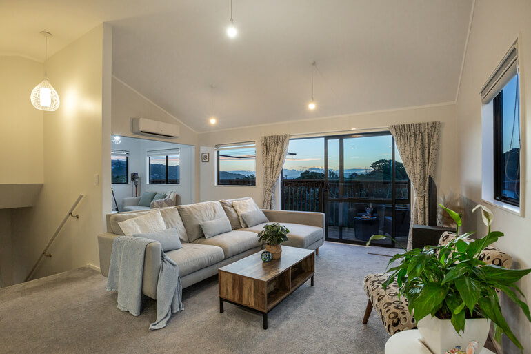 Real Estate Photo Editing by PhotoUp