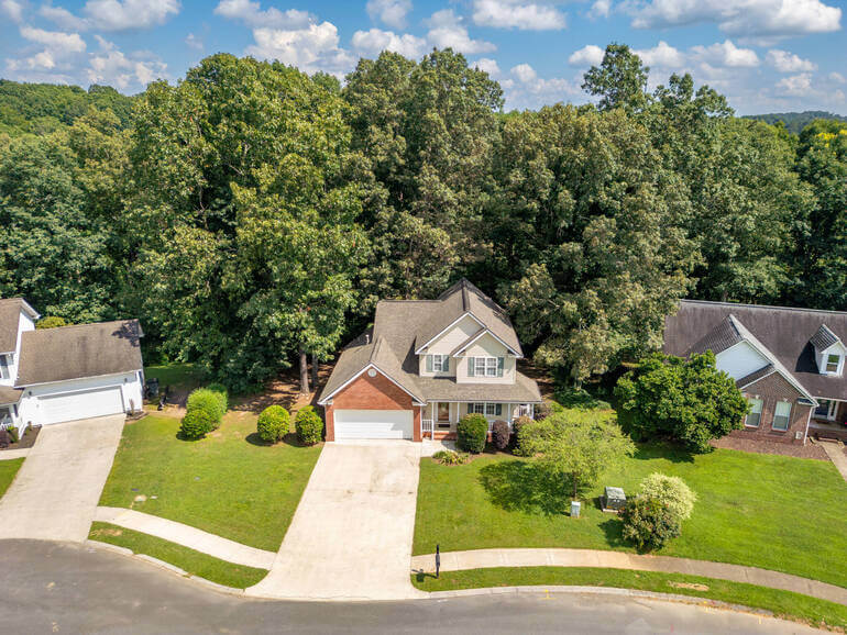 Real Estate Photo Editing by PhotoUp