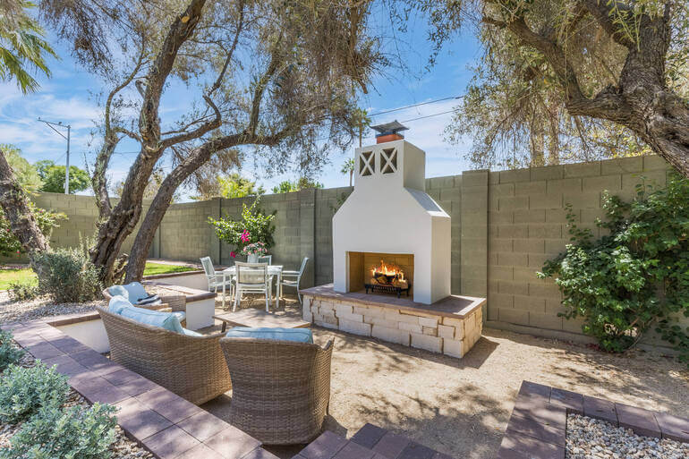 Real Estate Photo Editing by PhotoUp