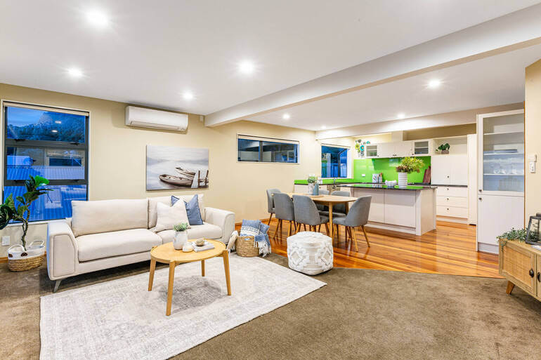 Real Estate Photo Editing by PhotoUp