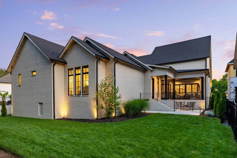 Real Estate Photo Editing by PhotoUp