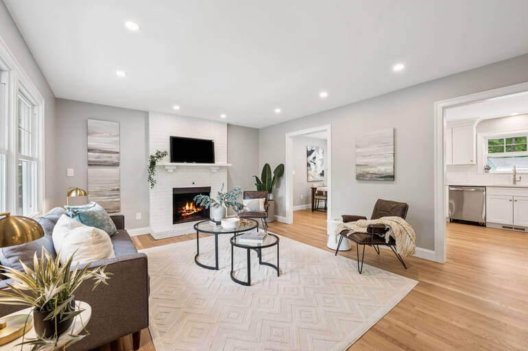 Real Estate Photo Editing by PhotoUp