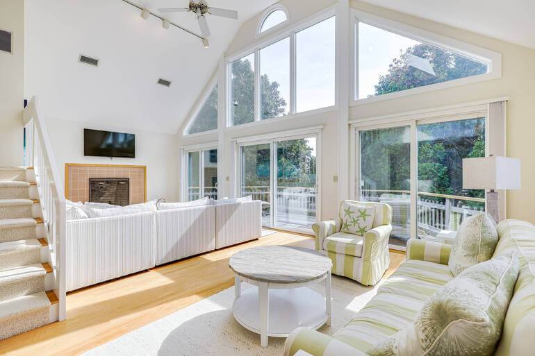 Real Estate Photo Editing by PhotoUp