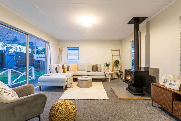Real Estate Photo Editing by PhotoUp