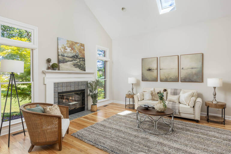 Real Estate Photo Editing by PhotoUp