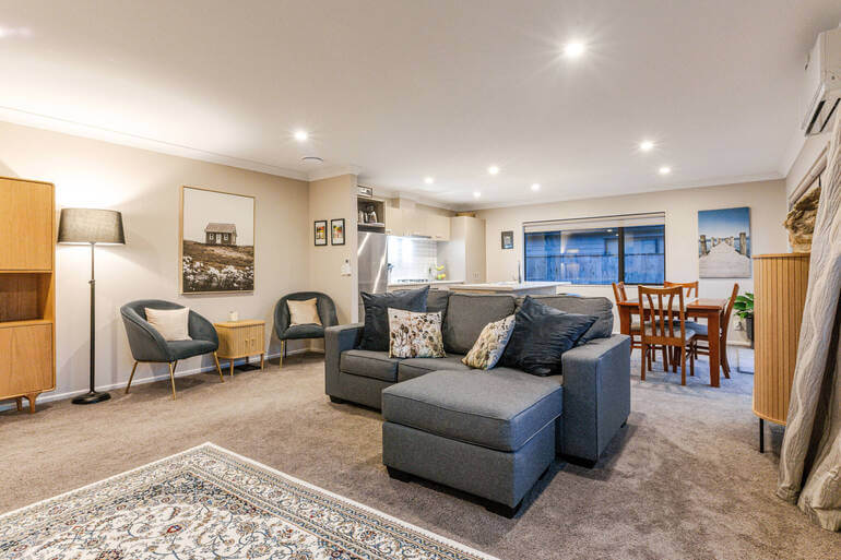 Real Estate Photo Editing by PhotoUp