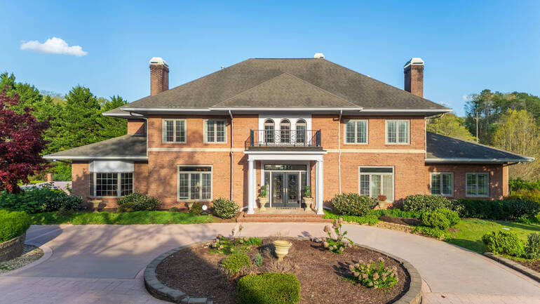 Real Estate Photo Editing by PhotoUp