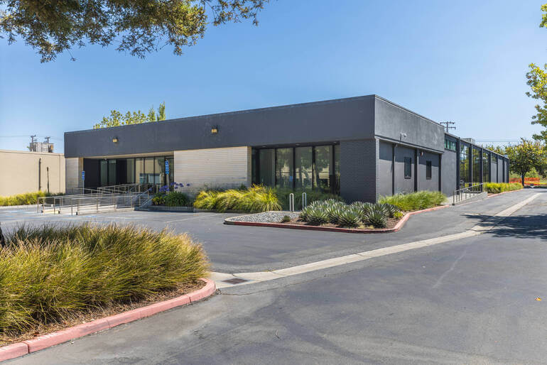 commercial real estate photo editing tips