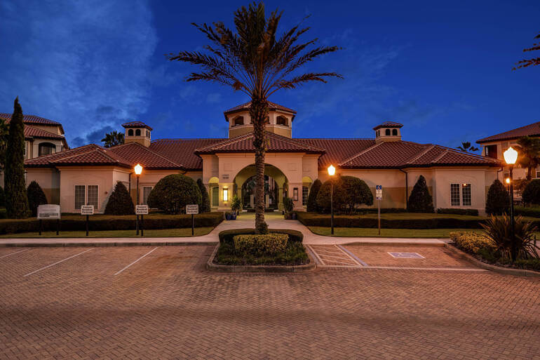 Real Estate Photo Editing by PhotoUp