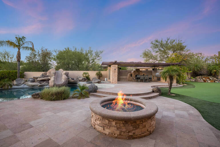 Real Estate Photo Editing by PhotoUp