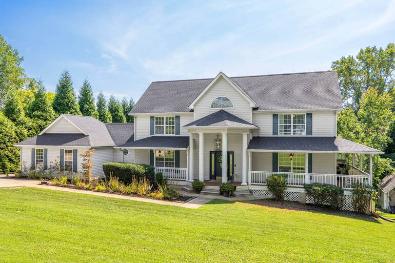 Real Estate Photo Editing by PhotoUp