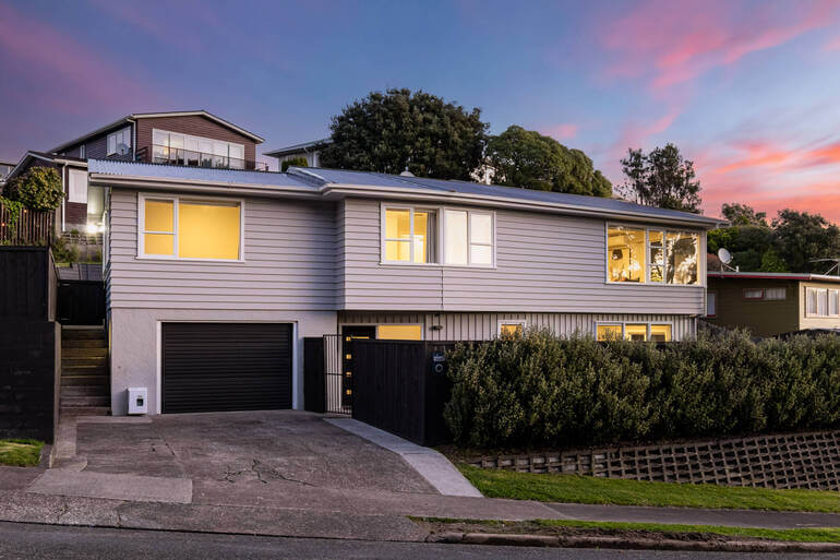 AI Real Estate Photo Editing by PhotoUp