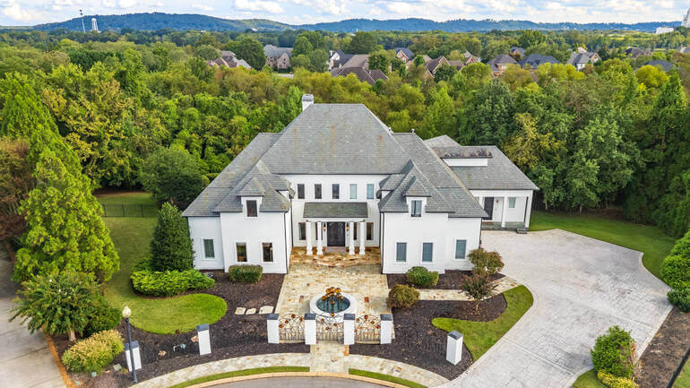 Real Estate Photo Editing by PhotoUp