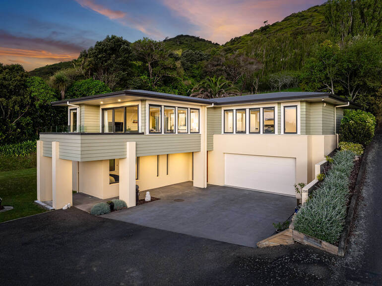 Real Estate Photo Editing by PhotoUp