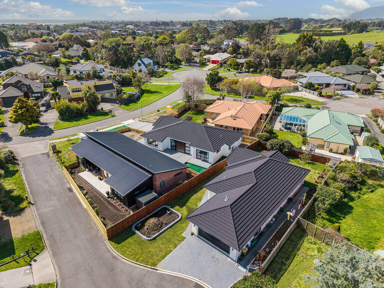 Real Estate Photo Editing by PhotoUp