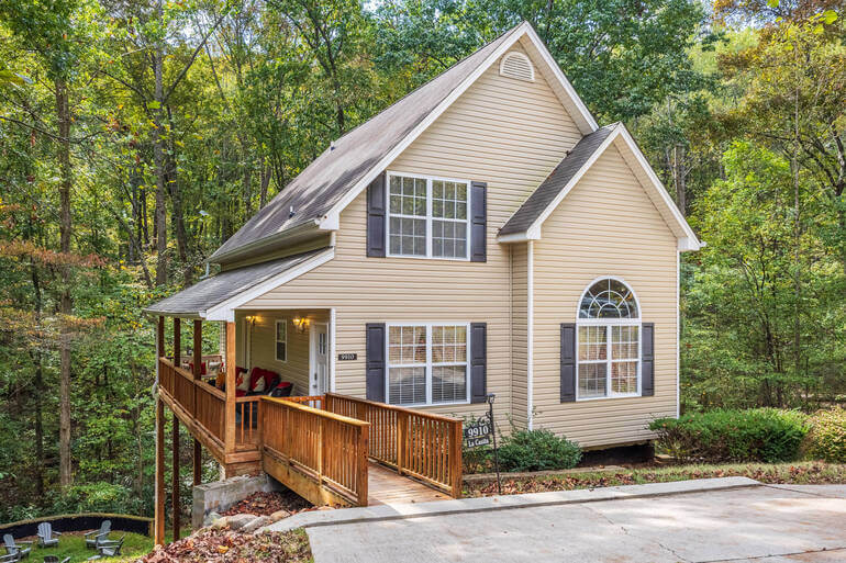 Real Estate Photo Editing by PhotoUp