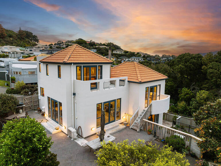 Real Estate Photo Editing by PhotoUp
