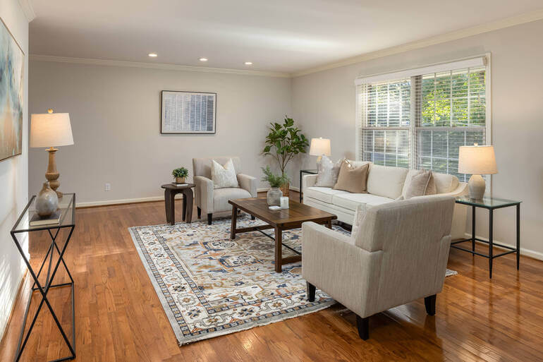 Real Estate Photo Editing by PhotoUp