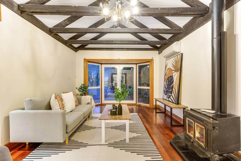 Real Estate Photo Editing by PhotoUp