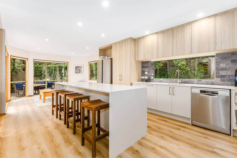 Real Estate Photo Editing by PhotoUp