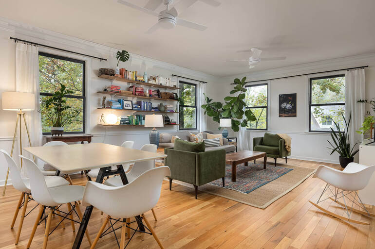 AI Real Estate Photo Editing by AgemtUp