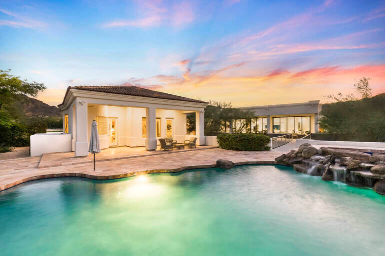 Real Estate Photo Editing by PhotoUp