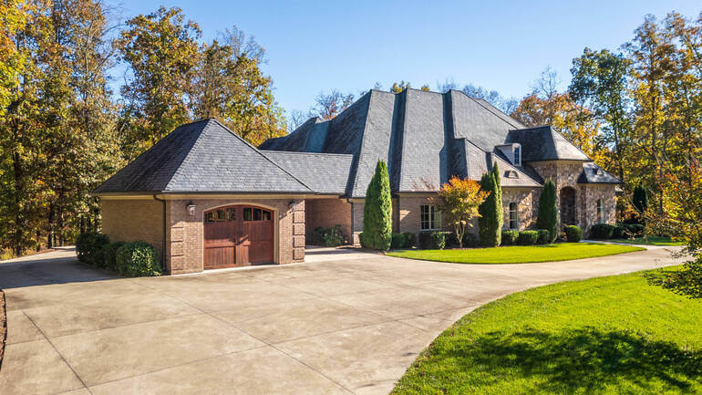 Real Estate Photo Editing by PhotoUp