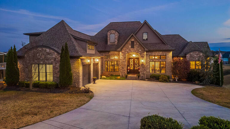 Real Estate Photo Editing by PhotoUp