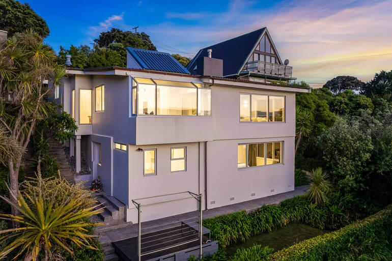 Real Estate Photo Editing by PhotoUp