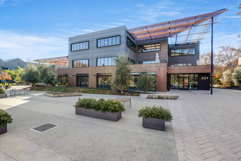 Commercial Real Estate Photo Editing by PhotoUp