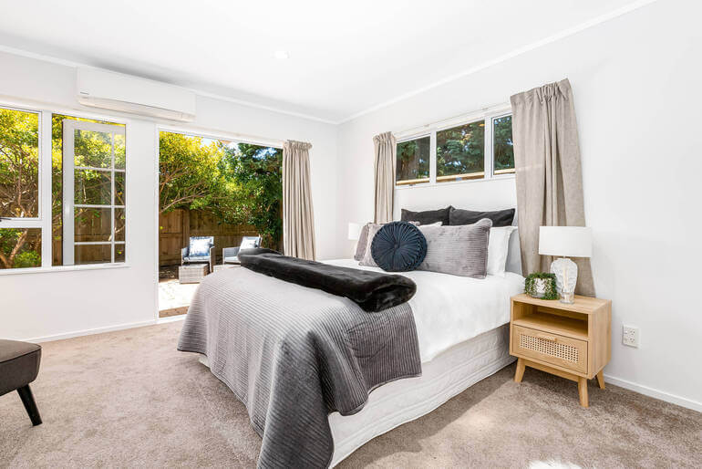 Real Estate Photo Editing by PhotoUp