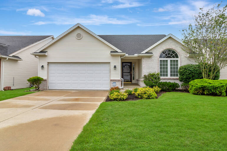 Real Estate Photo Editing by PhotoUp