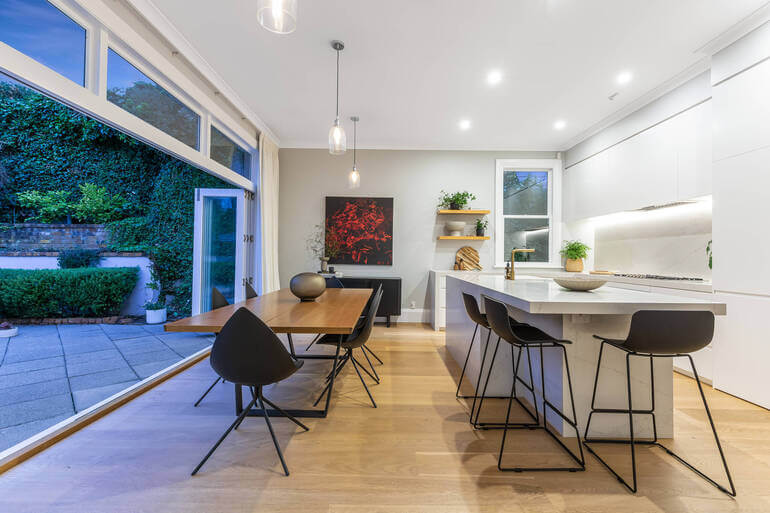 Real Estate Photo Editing by PhotoUp