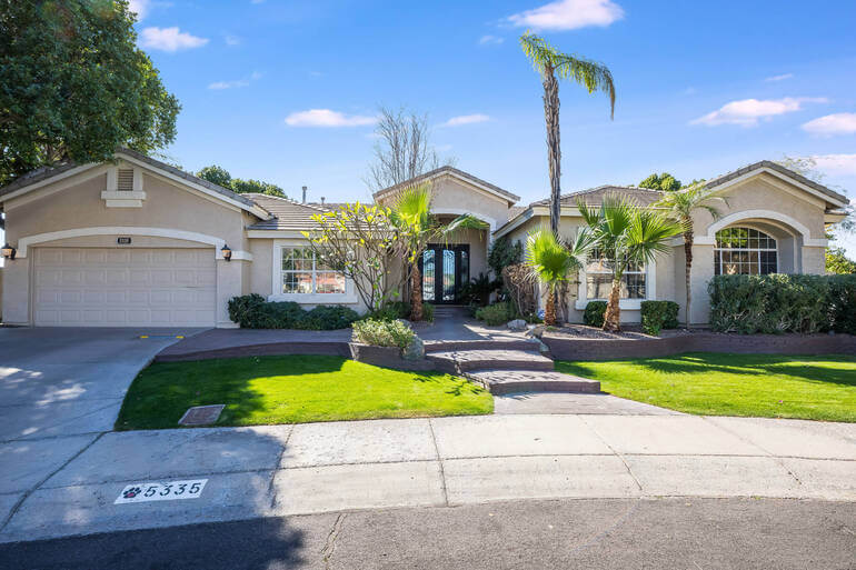 Real Estate Photo Editing by PhotoUp