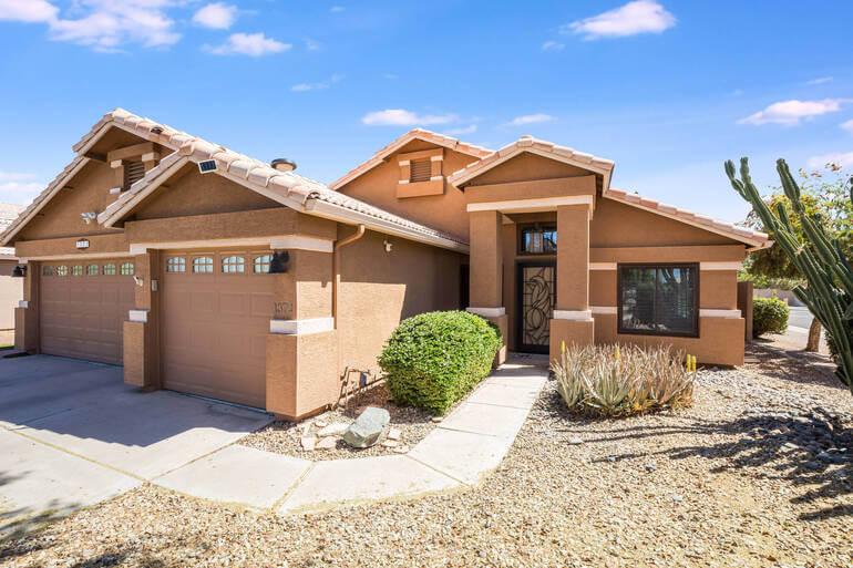 AI Real Estate Photo Editing by PhotoUp