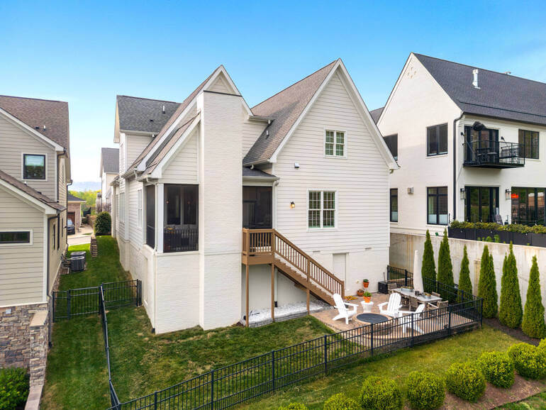 Real Estate Photo Editing by PhotoUp
