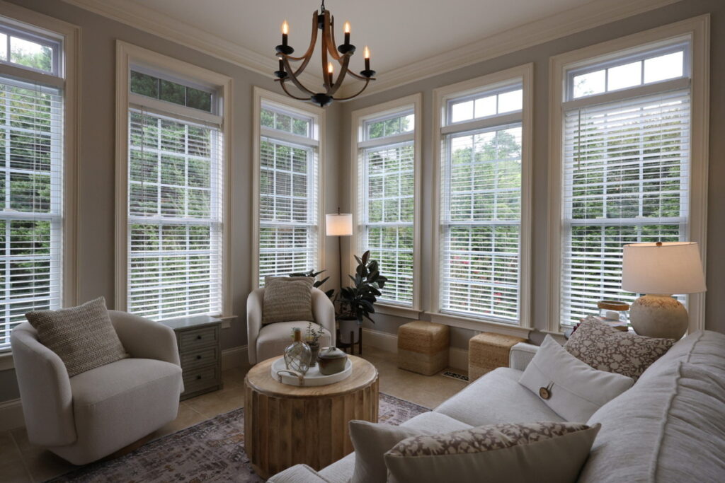 Sunroom before AI photo editing
