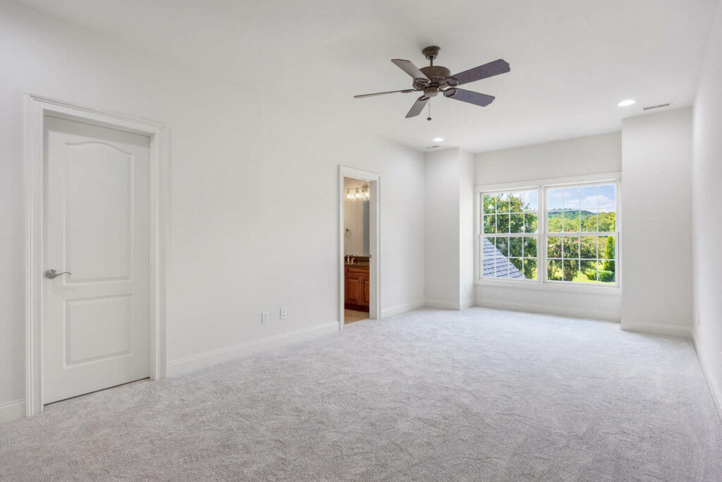 Empty room before virtual staging with an AI real estate photo editor