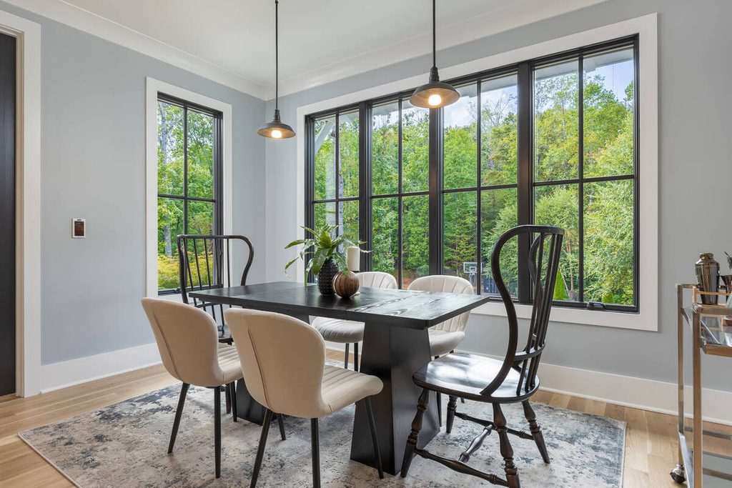 AI exposure correction in a naturally lit dining room