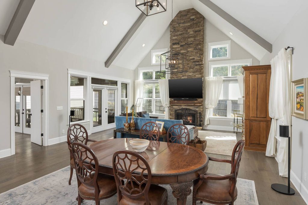 AI exposure correction in an open living and dining area